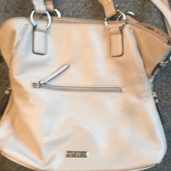 Purse - Picture 2 of 8